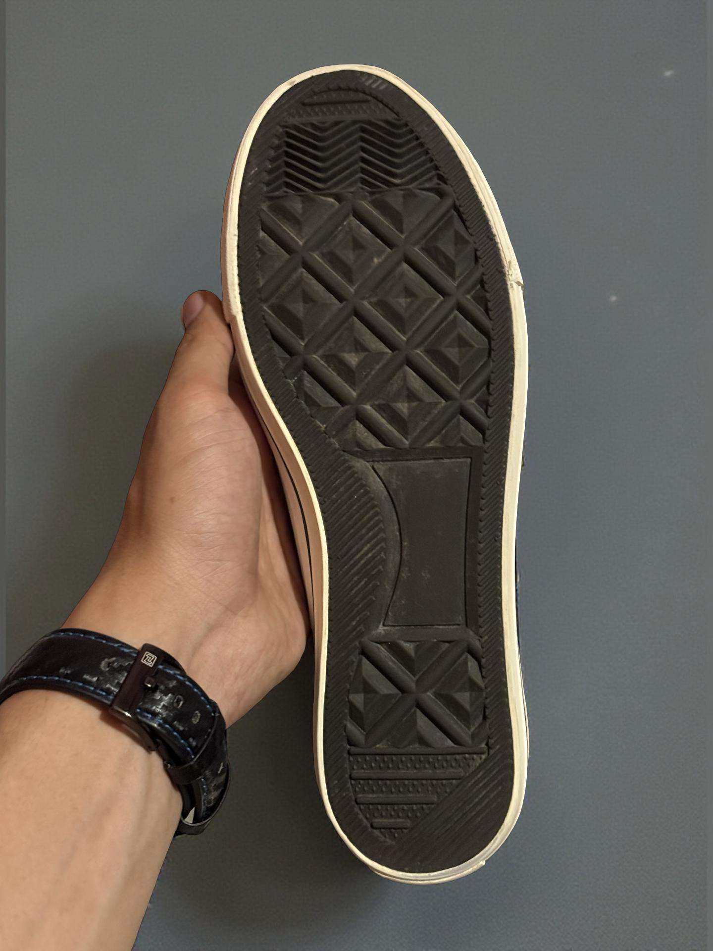 huan qiu sneakers huan qiu sneakers